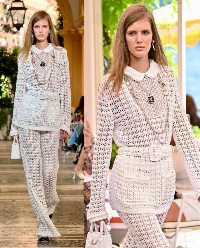 طقم انيق من شانيل