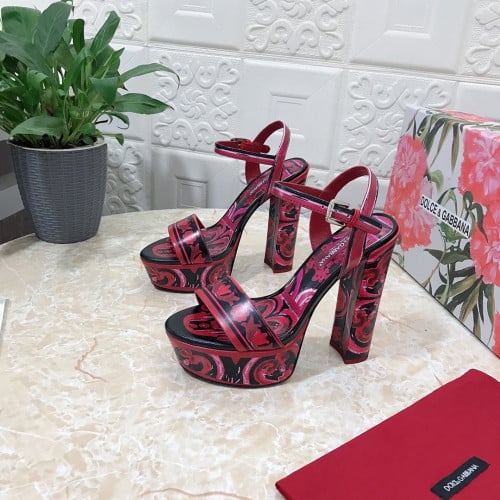 هيلز  D&G انيق جدا