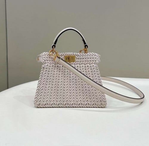 شنطه FEND ماستر 20 سم