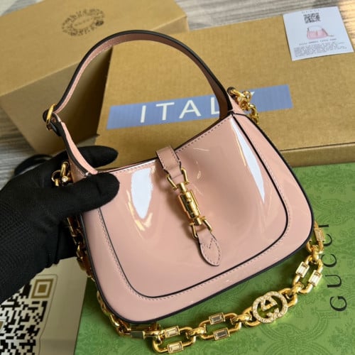 شنطه قوتشي ماستر 19 سم