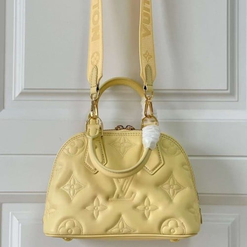 LV Alma BB انيقه جدا 24.5cm