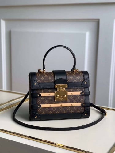 شنطة LV ماستر 21 cm