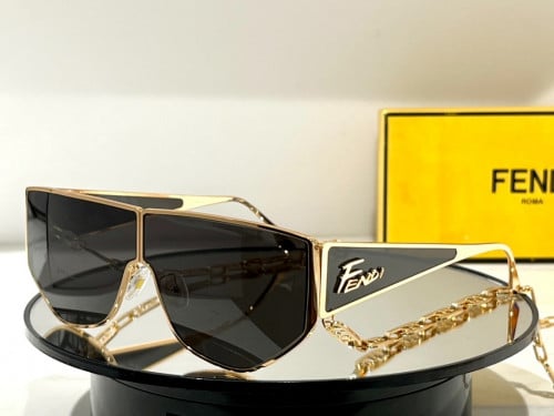 نظاره الوان متعدده