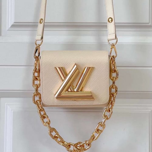 شنطه ماستر 19cm LV