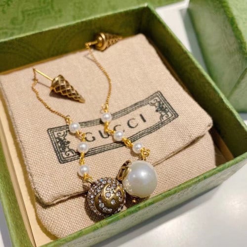 حلق قوتشي مع الملحقات جوده عاليه