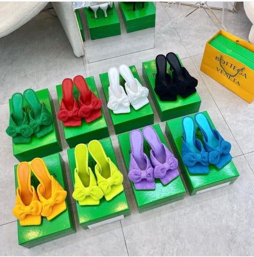 كعب ألوان متعددة جودة عاليه