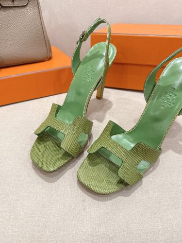 هيلز انيق من Hermes