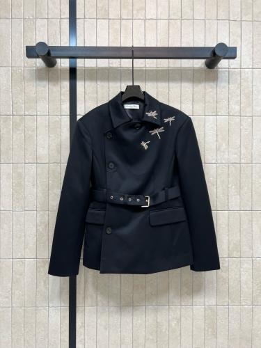 معطف انيق من ديور