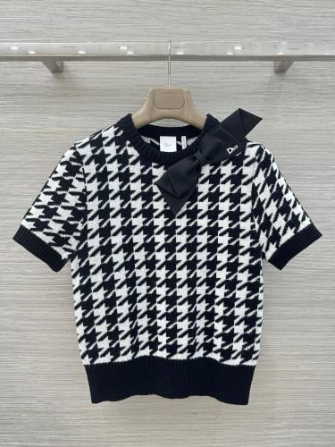 بلوزه انيق من ديور