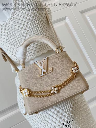 LV Capucines مقاس 21 سم