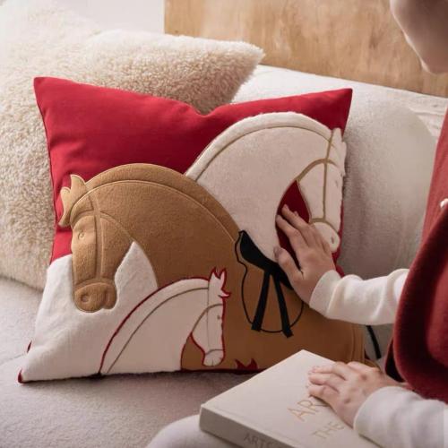 كوشنر مطرزه بدون حشوه