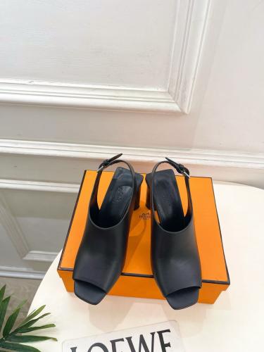 هيلز انيق من هيرمز