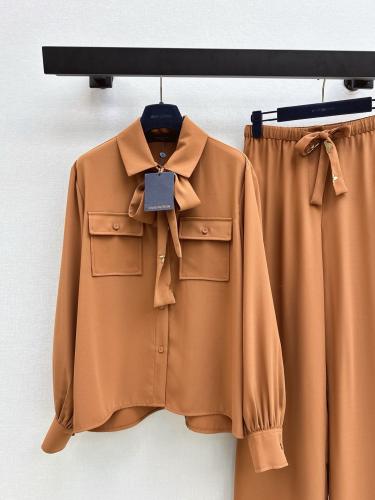 طقم انيق من لوي فيتون