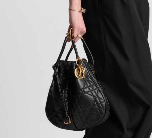 Dior Nolita مقاس 27 cm