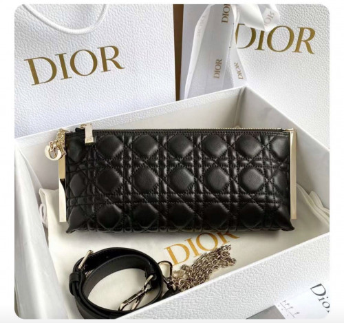 شنطة ديور 27 سم