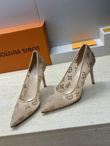 هيلز لوي فيتون انيق جدا