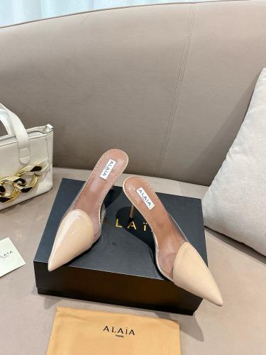 هيلز ALAIA انيق جداً