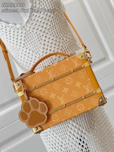 LV Handle Trunk مقاس 24 سم