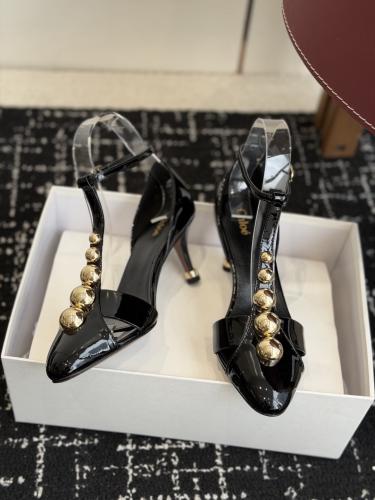 هيلز كلوي انيق جدا