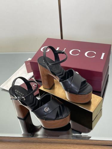 هيلز قوتشي انيق جدا