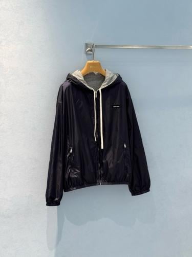 هودي ميوميو ينلبس عالوجهين اوفر سايز