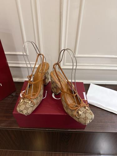 هيلز قوتشي انيق جدا