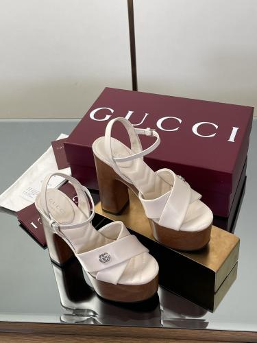 هيلز قوتشي انيق جدا