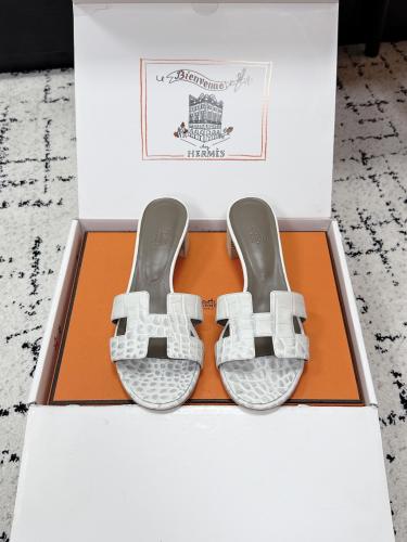 هيلز انيق من Hermes