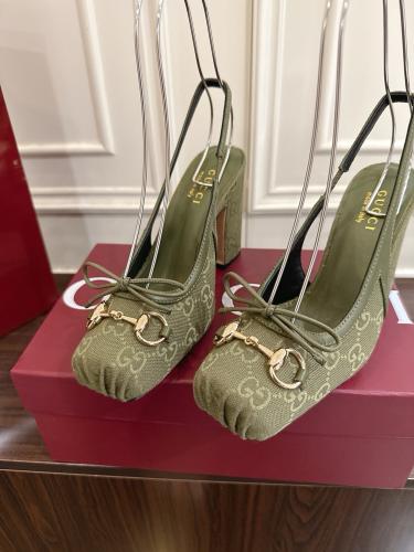 هيلز قوتشي انيق جدا