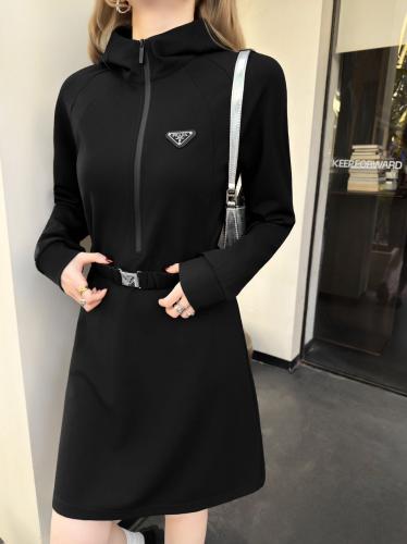 فستان برادا