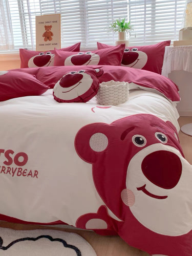 مفرش اطفال 4 قطع بدون حشوه داخليه