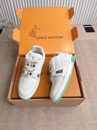 شوز جميل من لوي فيتون