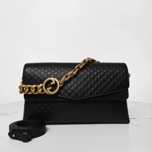 قوتشي مقاس 28cm