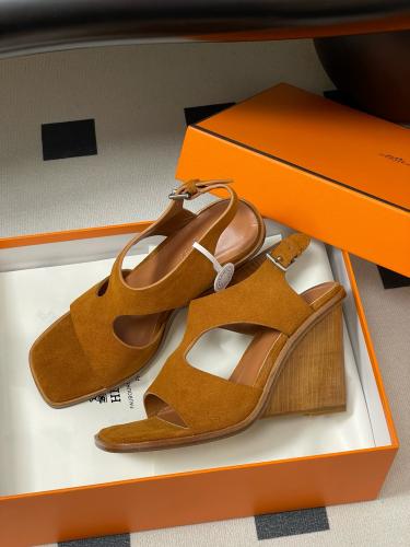 هيلز انيق من Hermes