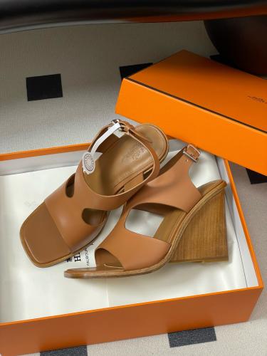 هيلز انيق من Hermes