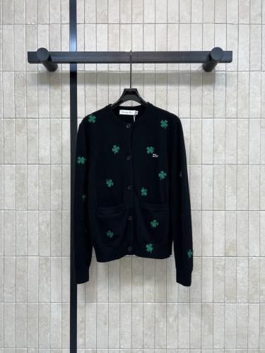 كارديغان من ديور