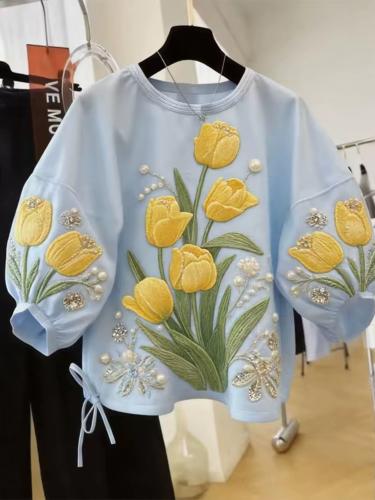 بلوزة أنيقه بأشكال مختلفه