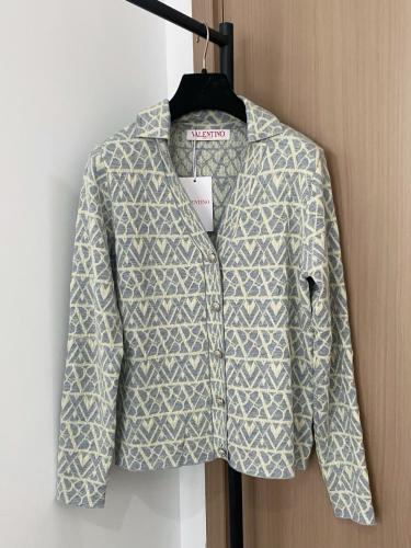 كارديغان من ڤالنتينو