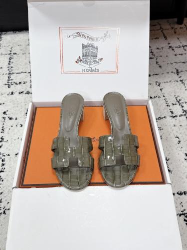 هيلز انيق من Hermes