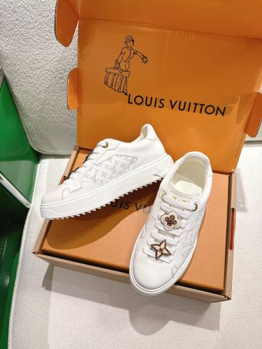 شوز جميل من لوي فيتون