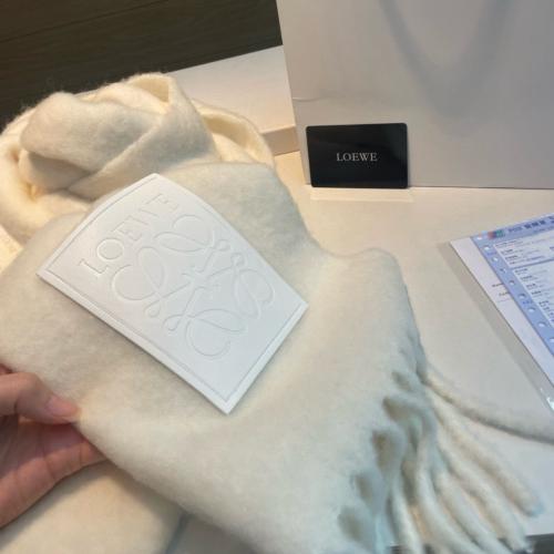 سكارف لويفي مع الملحقات