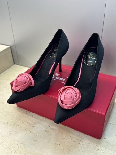 هيلز Roger vivier