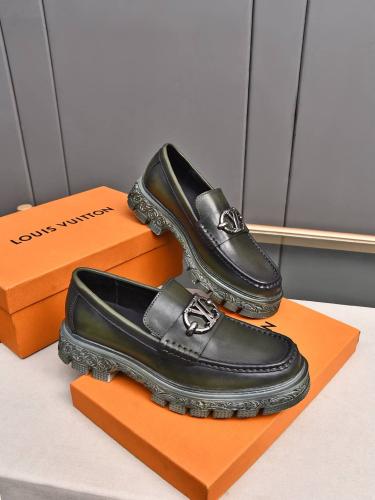 حذاء رجالي LV