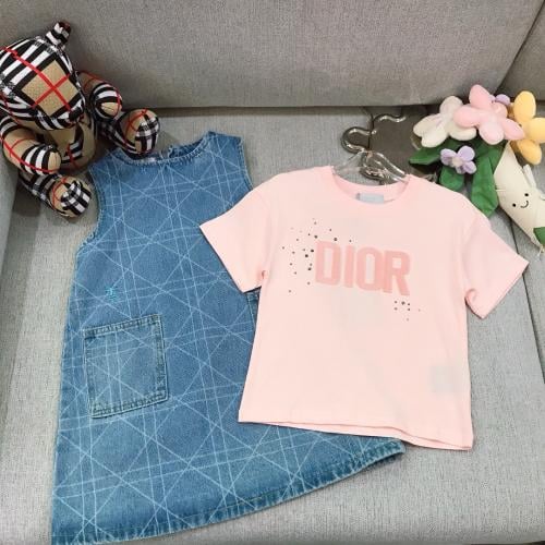 طقم اطفال ديور