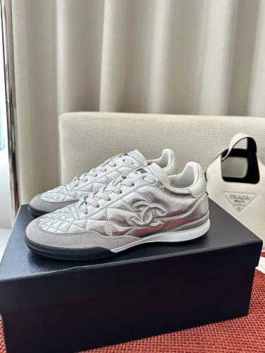 شوز انيق من شانيل