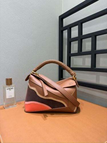 Puzzle edge Loewe ماستر 24 cm