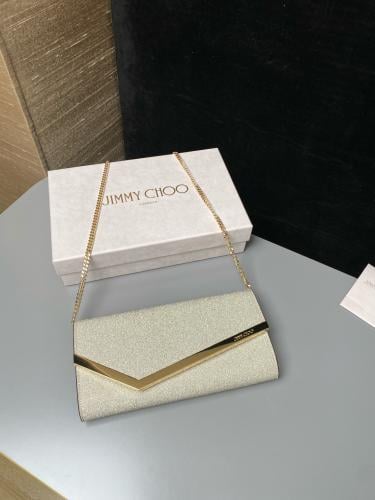 شنطة من Jimmy Choo مقاس 22 cm