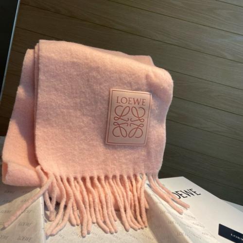 سكارف لويفي مع الملحقات