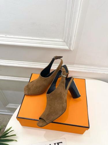 هيلز انيق من هيرمز