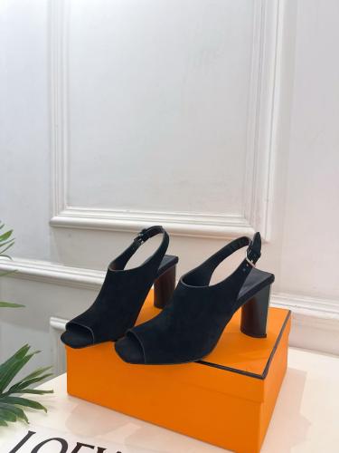 هيلز انيق من هيرمز